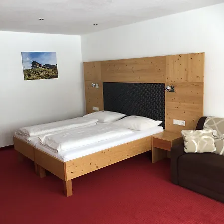 Sportiva Apartment *